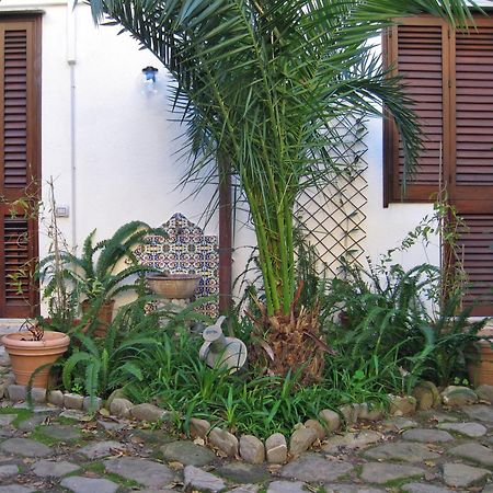 צ'פאלו Lirma B&B מראה חיצוני תמונה